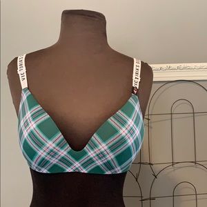 NWT! Victoria’s Secret Bra